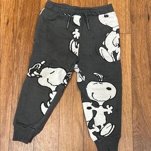 Peanuts Snoopy Joggers Black and White Sweatpants